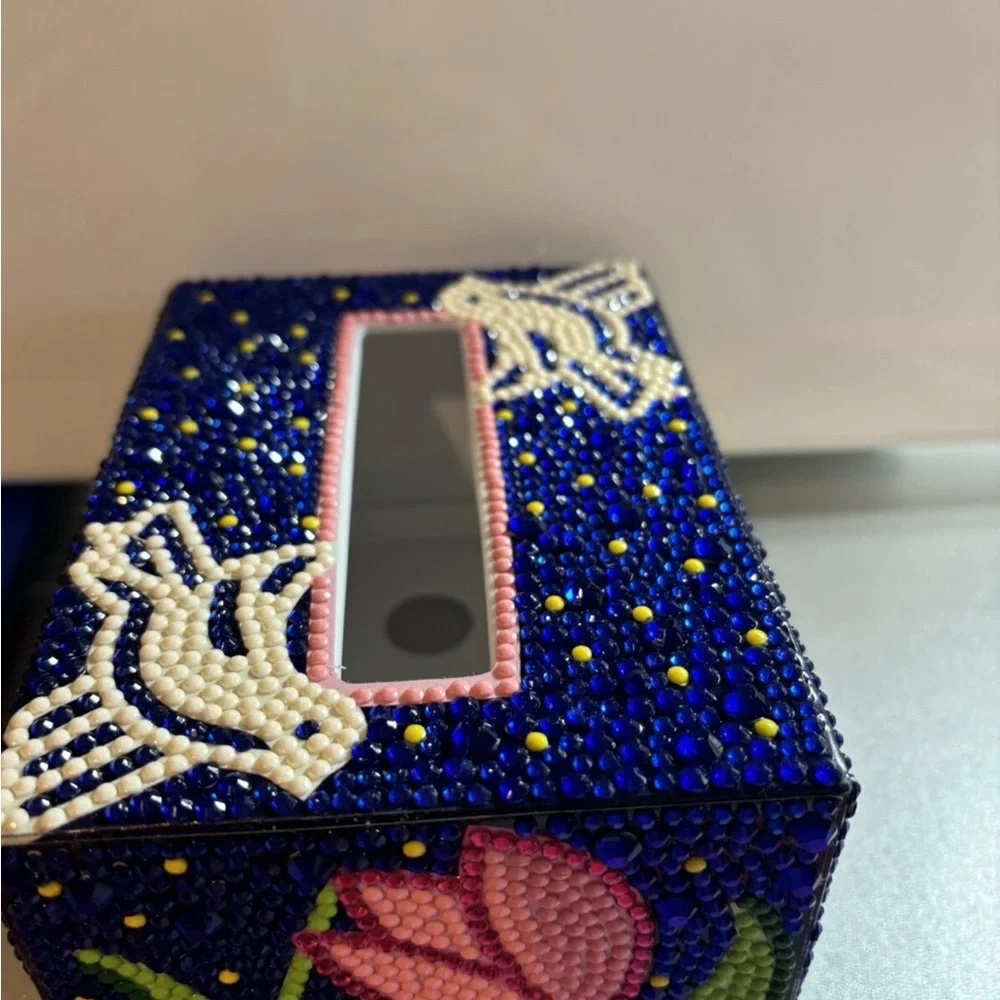 Diamond Art Tissue Box Cover ✨ Floral Bird Rhinestone Home Decor - Picture 3 of 3